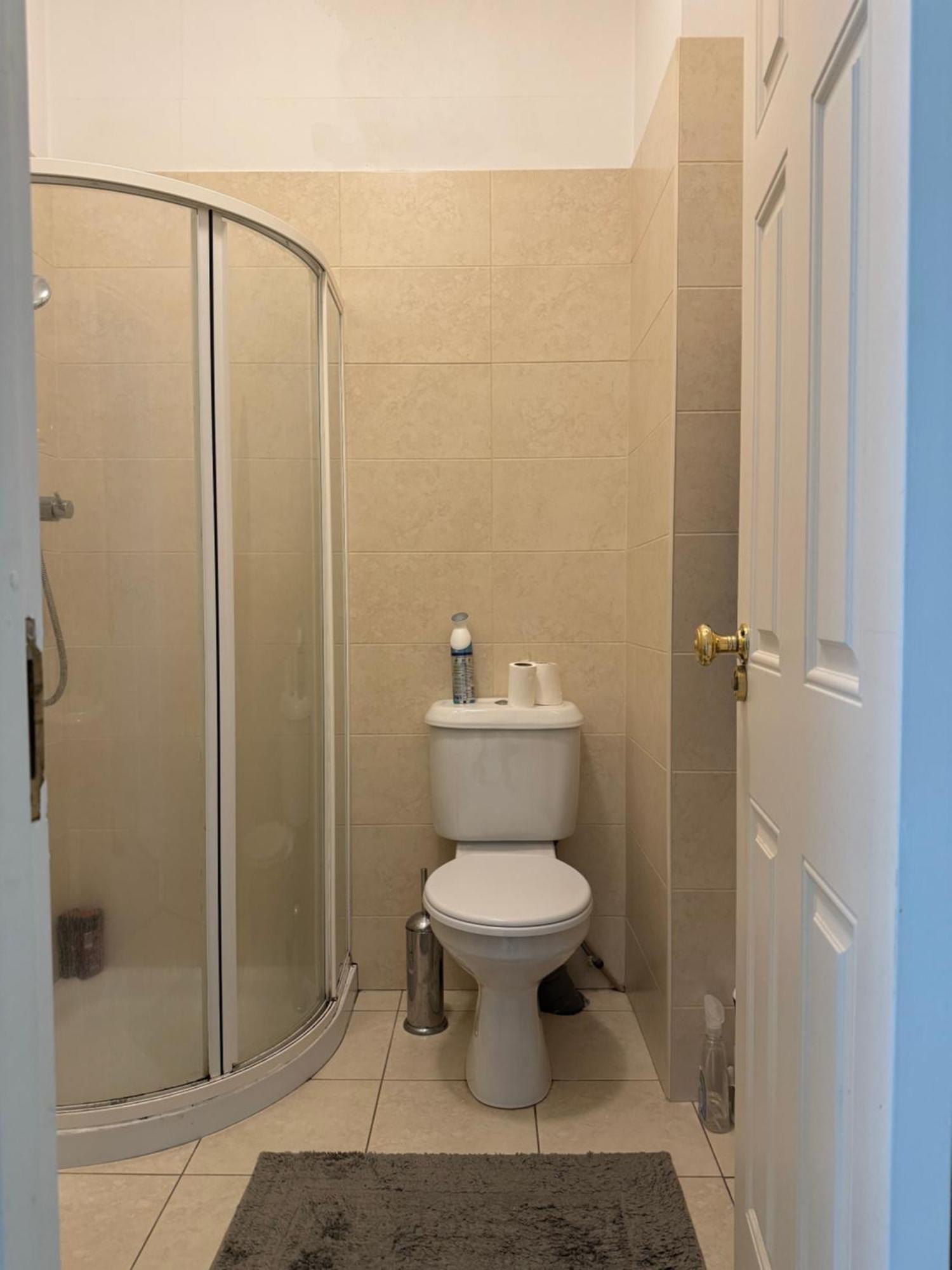 Room With Private Bathroom Near The Center Cork Exteriör bild